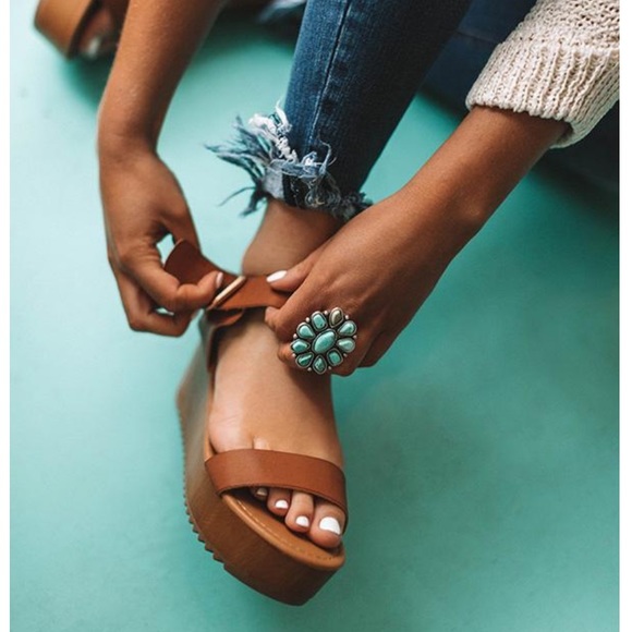 AYLA- Ankle Strap Wedge Sandal - Picture 4 of 8